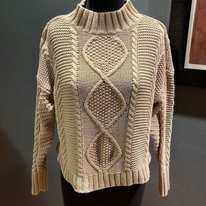 L. A. Hearts camel cable knit ribbed single layer turtleneck sweater. Small.